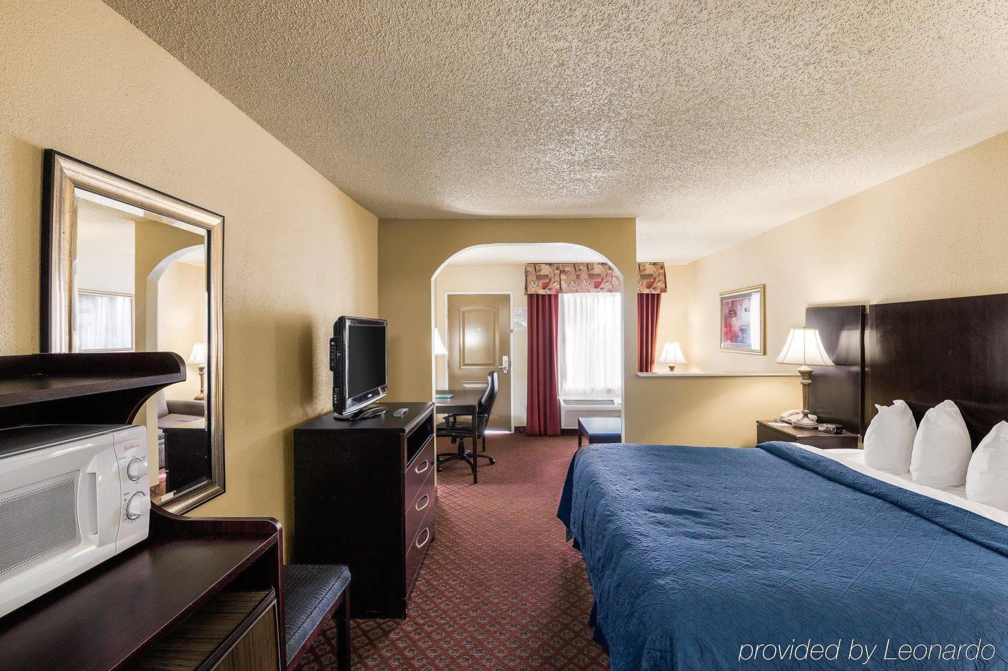 Quality Inn & Suites Abilene Exterior foto