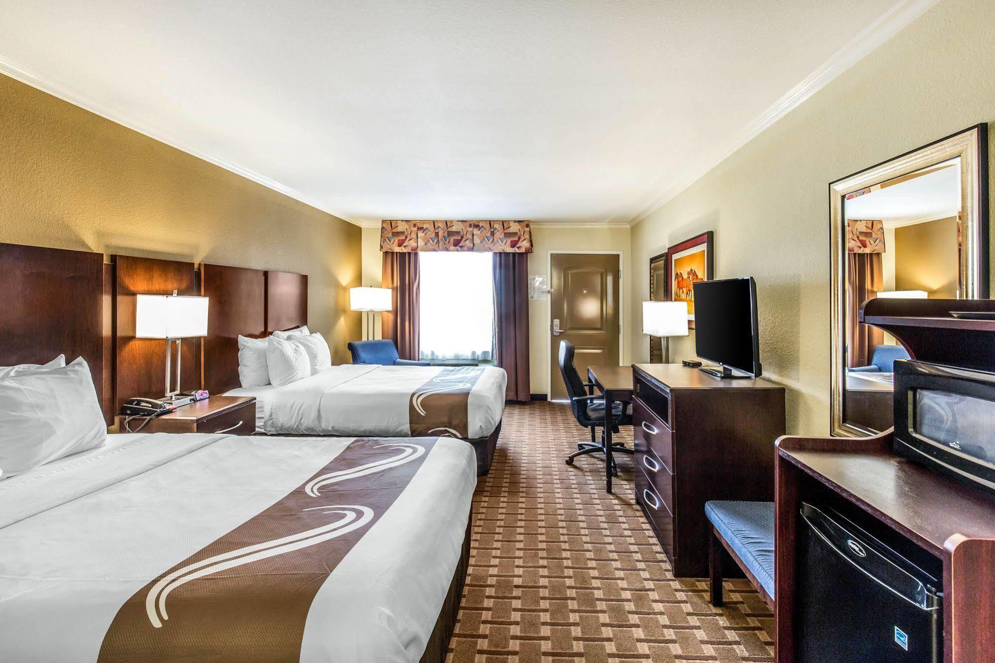 Quality Inn & Suites Abilene Exterior foto